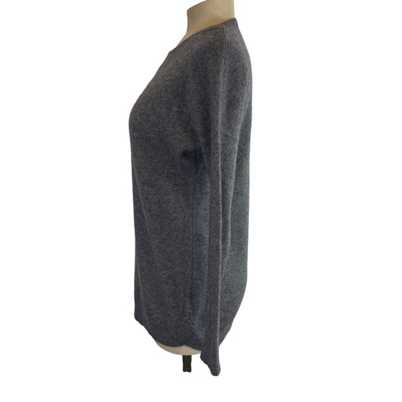100% Cashmere Gray Pullover Long Sleeve Sweater Tunic Bateau Neckline *No Size - Picture 2 of 5